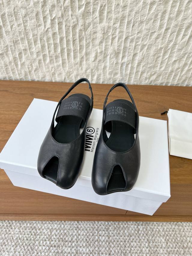 G279 Maison Margiela 马吉拉 26Ss早春新款 分趾 粗跟 平底 玛丽珍 鱼嘴 芭蕾舞鞋 DDD 必入单品 时尚减龄神器 马吉拉分趾鞋又被推