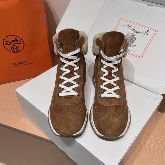 男款20 莞货 Hermes家25Ss秋冬新品靴！经典靴型+英伦拼色设计，经典耐看！原版倒模楦型，极致1:1形体，羊羔毛内里，进口高端织针呈现出精致质感！ DD