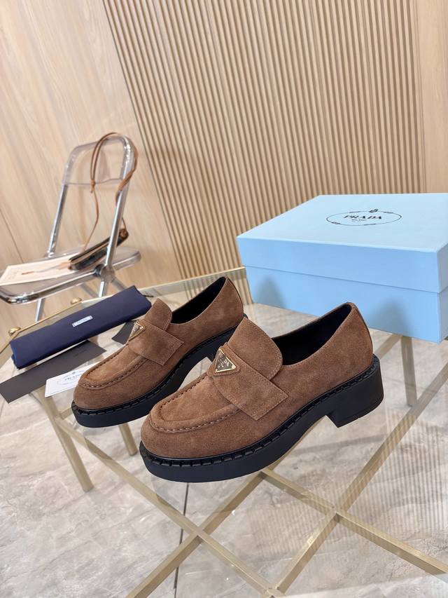 女款 男款 DDD Prada乐福鞋，经典再临 DDD 顶级复刻｜品质已认证 DDD 当经典乐福鞋遇上匠心工艺 DDD 每一寸皮革都诉说高级 DDD 标志性三角