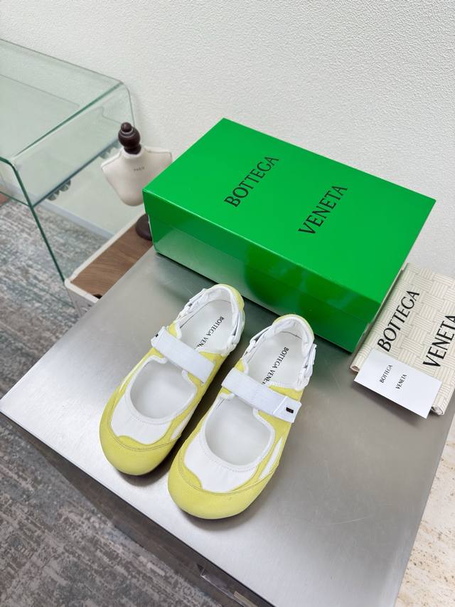 玛丽珍 Bv Orbit Flash 运动鞋 DDD 柠檬黄 DDD 拼色系列 高丝光牛反绒皮 原版鞋购入 对色 DDD Runner运动鞋， DDD 小羊皮内