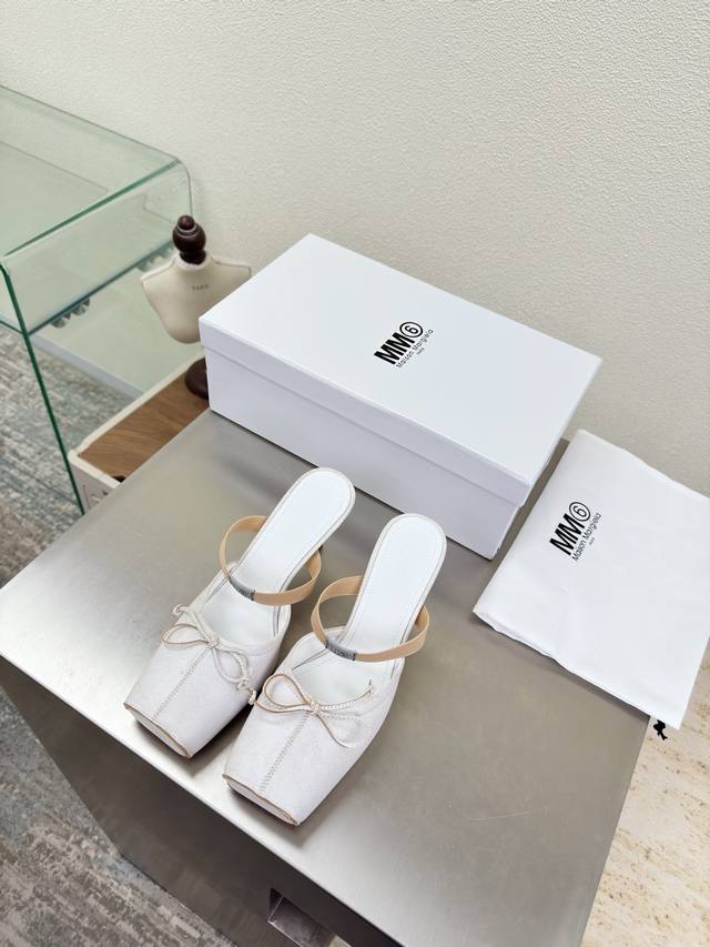 Mm6 猪鼻子后空拖鞋 DDD 跟高7Cm DDD 白色 爆裂纹牛皮 DDD 内里 孟加拉牛皮里 DDD Maisonmargiela DDD 马吉拉 Mm6