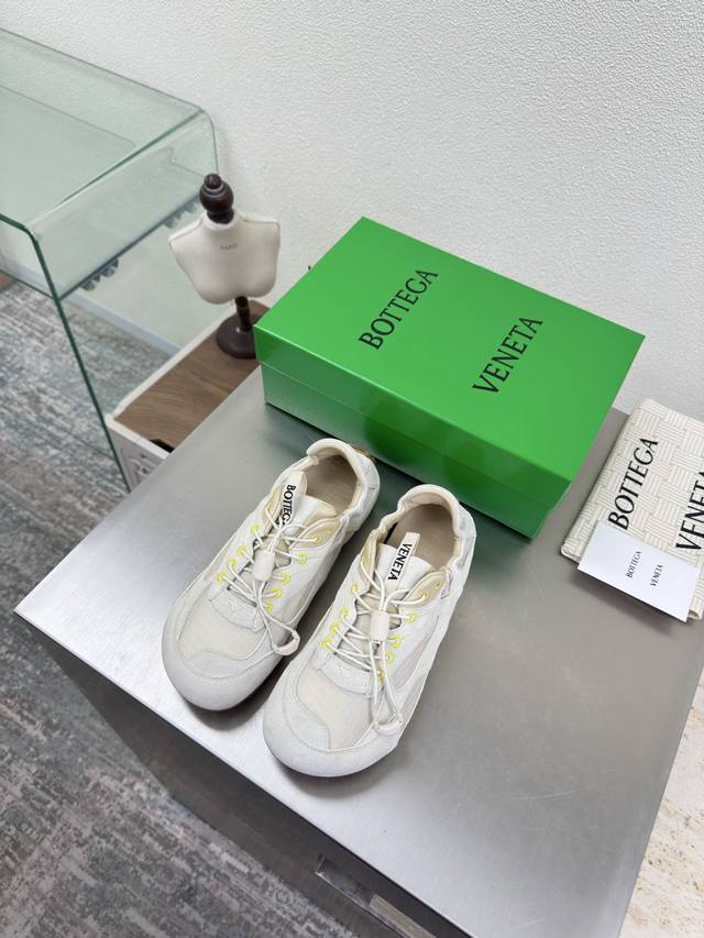 格网系列 Bv Orbit Flash 运动鞋 DDD 米白色 情侣款 DDD 拼色系列 高丝光牛反绒皮 原版鞋购入 对色 DDD Runner运动鞋， DDD