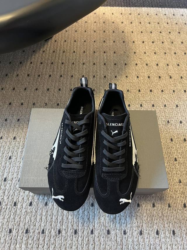 Puma X Openyy 联名运动鞋 全新鞋子特价清货不退不换先报先得 剩余码数:35 5 36 4 DDD Puma X Openyy 联名运动鞋 全新鞋子特价清货不退不换先报先得 剩余码数:35 5 36 4 DDD