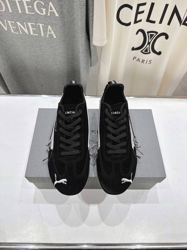 Balenciaga X Puma彪马最新联名德训鞋 全新鞋子特价清货不退不换先报先得 剩余码数：36 3。37 5。40 2 DDD
