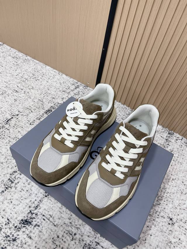 顶级版本: DDD Hogan霍根2025男士休闲运动鞋 高端系带板鞋 DDD 这款由吴磊倾情代言 专柜同款 未来主义 奢潮款 全新Lnteractive Cu 顶级版本: DDD Hogan霍根2025男士休闲运动鞋 高端系带板鞋 DDD 这款由吴磊倾情代言 专柜同款 未来主义 奢潮款 全新Lnteractive Cu