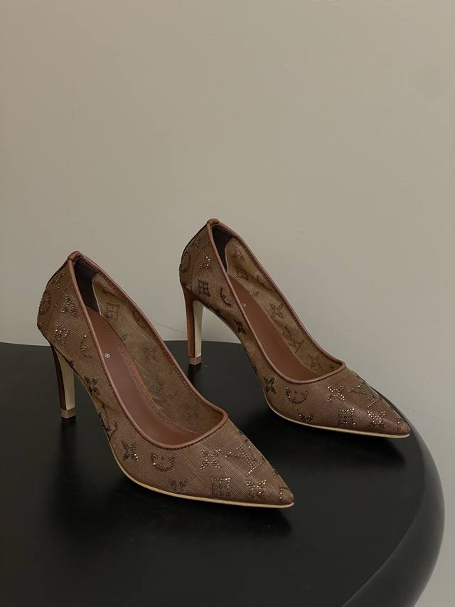 DDD 25Ss夏季新款 Louis Vuitton 路易威登 Lv Gala 高跟鞋网纱钻面仙女鞋网面烫钻平底单鞋Bing...Bling...网纱水晶钻 D