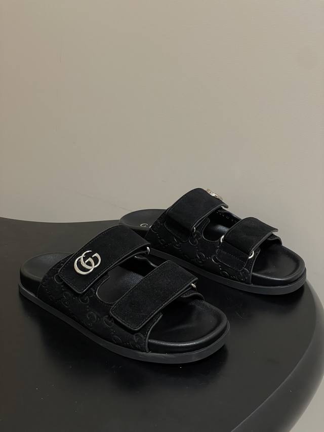 DDD 26Ss春夏新款Gucci古驰魔术贴双Ｇ扣沙滩凉拖鞋Gg扣休闲厚底拖鞋 DDD 经典双G标闪耀，时尚百搭又不失个性，轻松适配各种休闲场合！纯净白款，精致