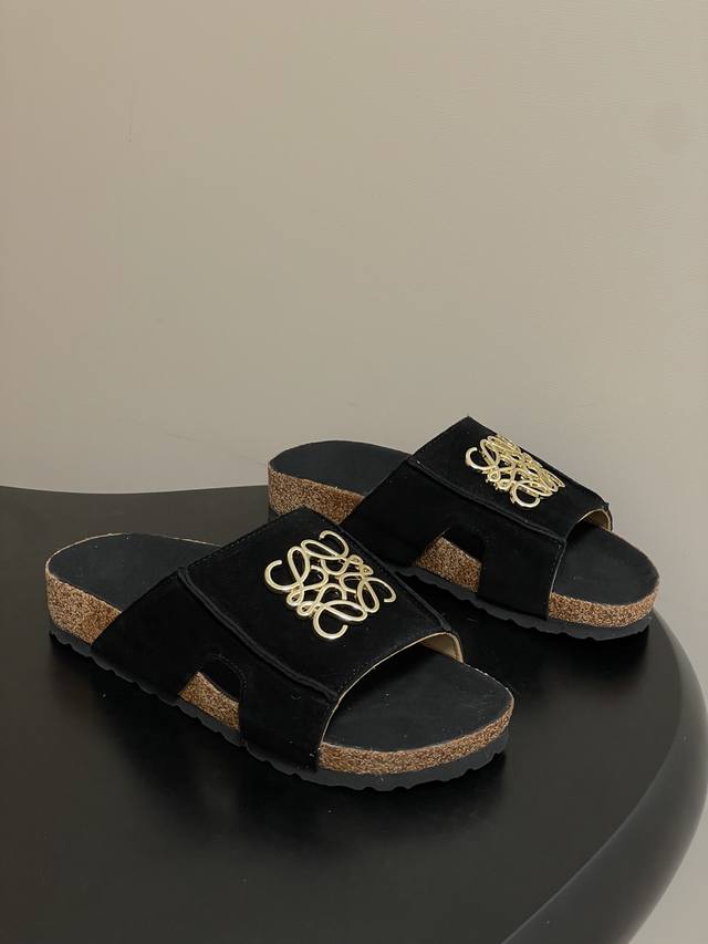 DDD 26Ss春夏爆品Loewe X Birkenstock 罗意威X勃肯联名拖鞋个性十足厚底拖鞋情侣款经典五金扣凉拖鞋 DDD 博肯全鞋 皮革绒面双扣时尚休