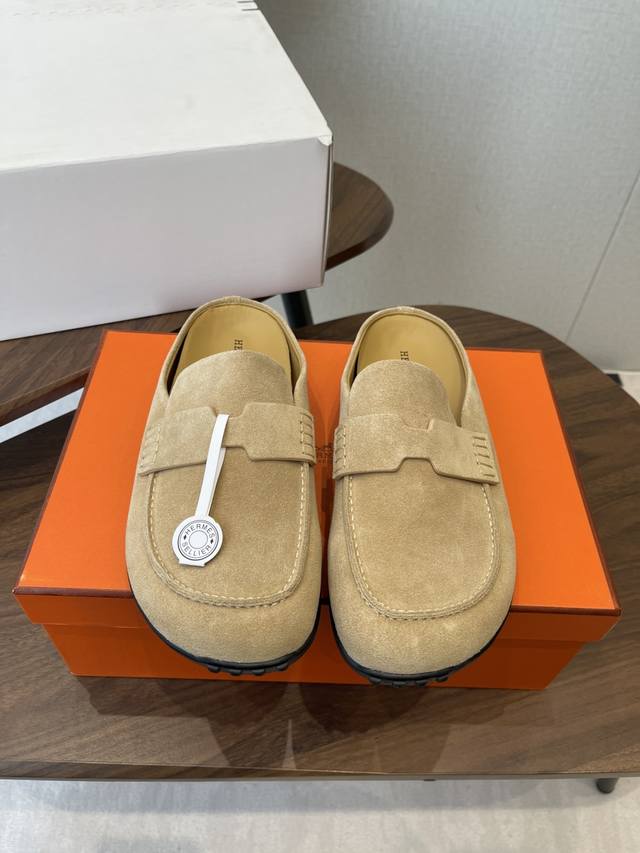 官网同步飞机盒包装 DDD 最新升级版本 Hermes 爱马仕呆萌穆勒半拖勃肯鞋 夏天真的太需要百搭拖鞋了，怎么搭配都好看，随意且高级的感觉 DDD 舒适度也很