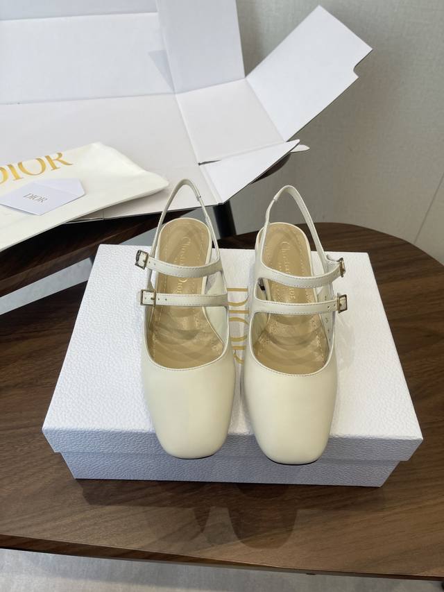 莞产 配原版飞机盒 26Ss春夏新款Dior 迪奥D-Cherie露跟高跟鞋Cd五金扣两带玛丽珍鞋搭扣后空粗跟凉鞋 DDD 这款Dior Cherie露跟高跟鞋