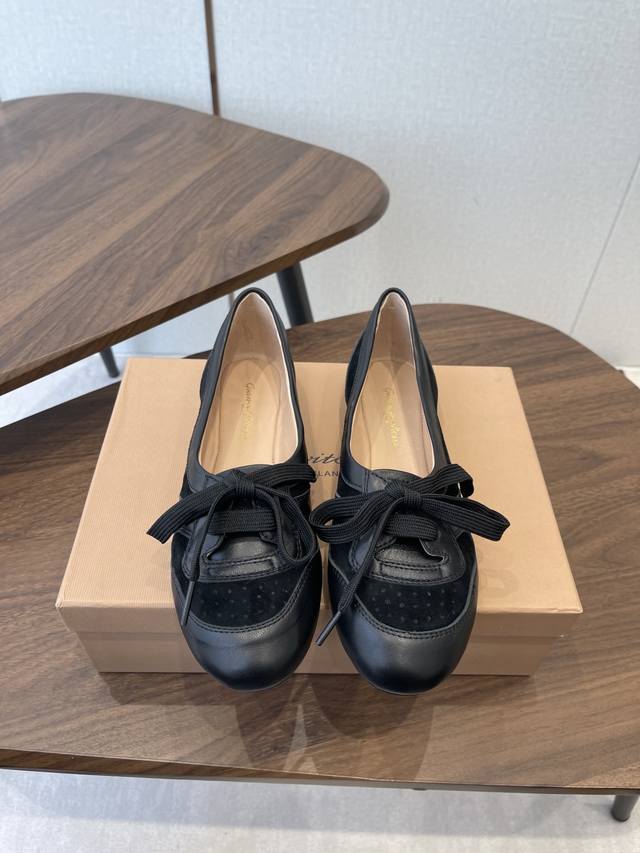 Gianvito Rossi|吉安维托 罗西26Ss春夏新品 Gr复古浅口平底芭蕾德训鞋 火爆上新! DDD 这鞋绝对是黑马选手 颜值超高 网红博主火爆追捧 特 Gianvito Rossi|吉安维托 罗西26Ss春夏新品 Gr复古浅口平底芭蕾德训鞋 火爆上新! DDD 这鞋绝对是黑马选手 颜值超高 网红博主火爆追捧 特