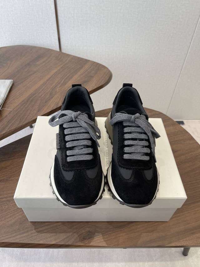 Brunello Cucinelli 26Ss最新 Bc 系带 休闲鞋 DDD 鞋面进口麂皮 内里进口 羊皮里 0.5Mm圆形冲孔设计 透气不闷脚 DDD 独家