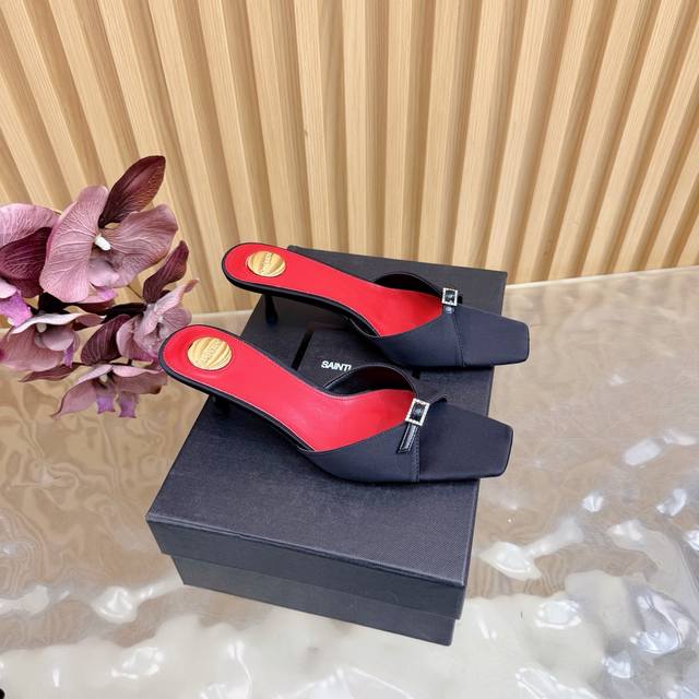 圣罗兰Saint Lauren* 25Ss新Ysl Logo高跟鞋拖 DDD DDD Ysl走秀款高跟鞋 各种小裙子搭配起来 完全不挑脚型哦 Ysl Logo跟