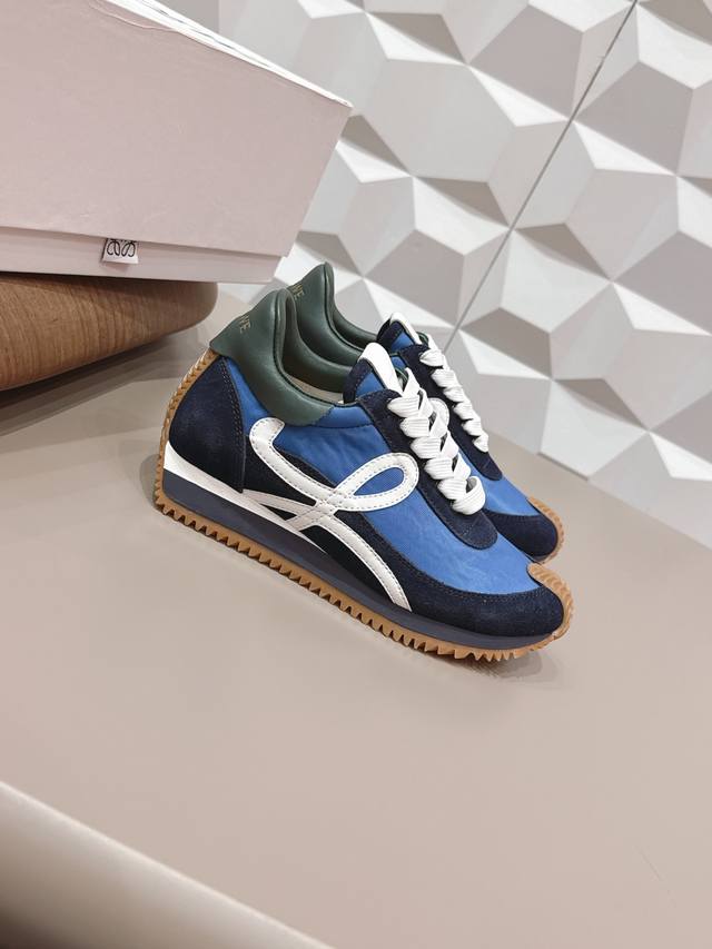 出厂: 情侣 独家顶级版本 长期做货 DDD Loewe罗意威德2026Vs四季经典情侣德训休闲系列 DDD 情侣拼色德训鞋 DDD 全网最快购入原版开发，穿几