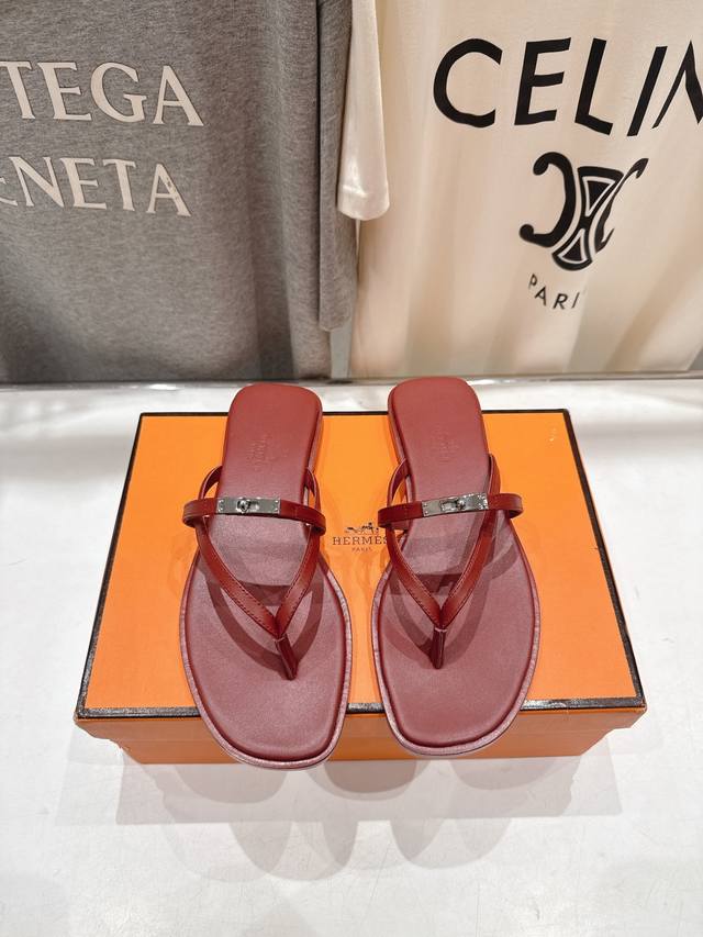 高版本出厂 DDD Hermes 爱马仕H家F062 2026Ss夏季新款 Extra度假风夹脚沙滩人字拖鞋 DDD 顶级工艺质感完美呈现，无论任何细节均可对比