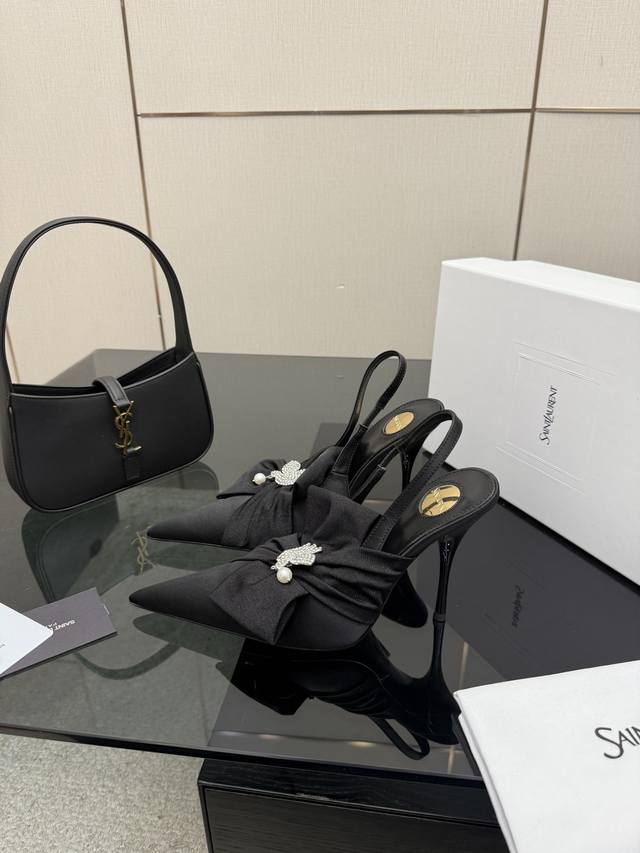 顶级版本 DDD Saint Laurent 圣罗兰蝴蝶结凉鞋尖头高跟鞋Ysl姐姐的美丽尤物高跟鞋 又是人间圣罗兰 Rose同款的高跟鞋化很好修饰脚型，奢华金属