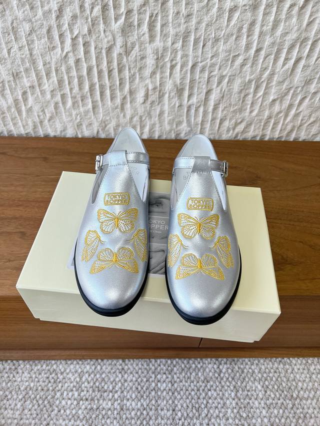 G519 Tokyo Bopper 小众潮牌 26Ss早春新款 蝴蝶刺绣 小皮鞋 乐福鞋 DDD 真的的美死了！新款小众品牌，每一个颜色都很好看 DDD 经典的