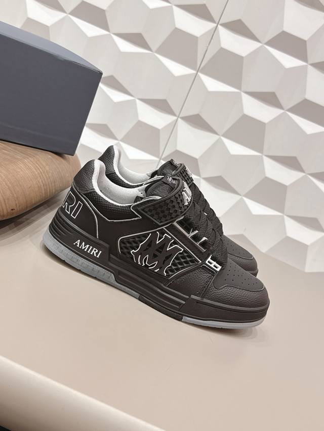 出厂:情侣 独家顶级版本 DDD A*Miri埃米尔2026Vs情侣面包休闲鞋系列 DDD 情侣拼色面包休闲鞋 DDD 官网同步更新情侣款最新配色 注意区分细节