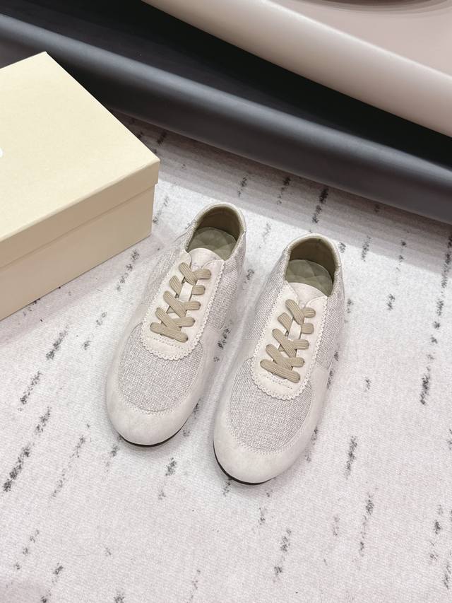 工厂P 独家顶级版本 DDD Unfolio小众26Vs早春新款休闲系列 DDD 圆头拼色休闲鞋 DDD 明星同款！刷爆小红书超级软糯糯 DDD 延续经典大头设