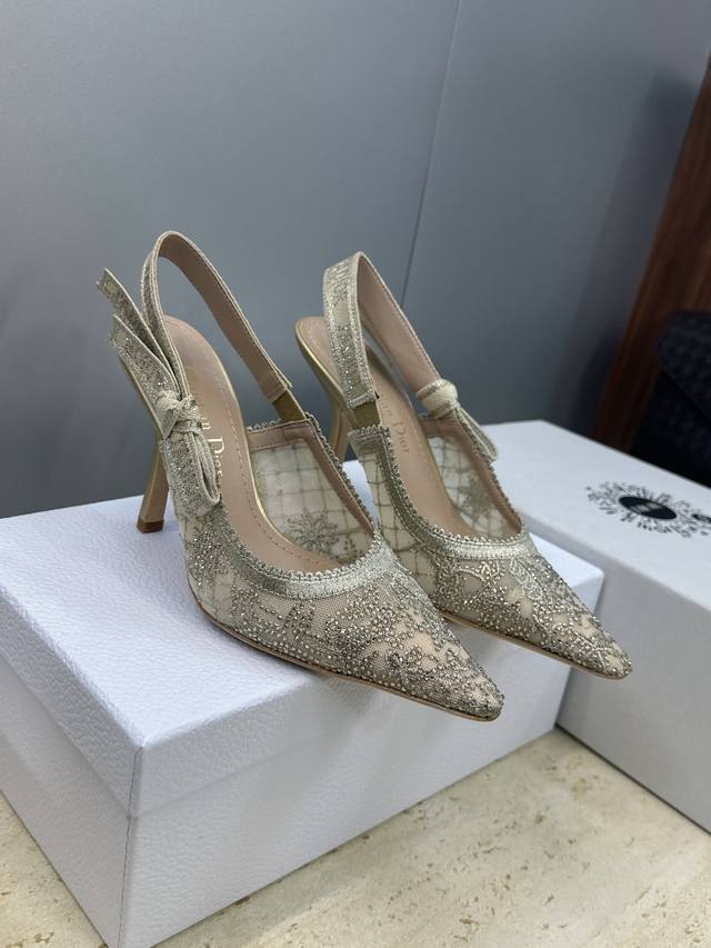工厂P价P DDD J'adior织带女鞋 Dior 迪奥 2026早春新色走秀新款水晶鞋 Bling...Bling... Cd明星同款水钻蝴蝶结方头字母Lo