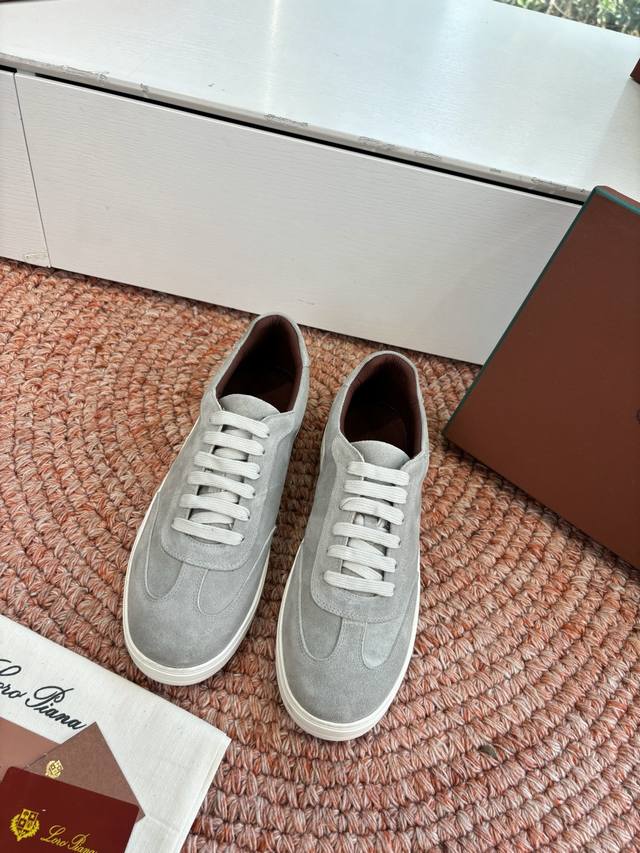G1991代购级现货Loro Pian*经典爆款Lp德训鞋顶级版本厚底休闲原来这就是传说走两万步都不会累脚的休闲鞋这双把颜值和脚感都拿捏住了，上脚一走就会被彻底