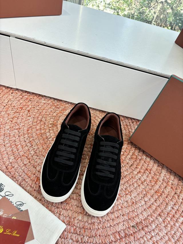 G1991代购级现货Loro Pian*经典爆款Lp德训鞋顶级版本厚底休闲原来这就是传说走两万步都不会累脚的休闲鞋这双把颜值和脚感都拿捏住了，上脚一走就会被彻底
