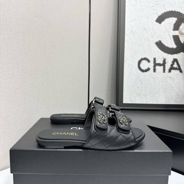 2026★★★★★ 众多明星网红上脚,国内外博主刷爆的一个百搭系列,春夏衣橱搭配必备 首选.香家专属 DDD 鞋面:羊皮 DDD DDD 内里: 进口水晶羊皮内 2026★★★★★ 众多明星网红上脚,国内外博主刷爆的一个百搭系列,春夏衣橱搭配必备 首选.香家专属 DDD 鞋面:羊皮 DDD DDD 内里: 进口水晶羊皮内