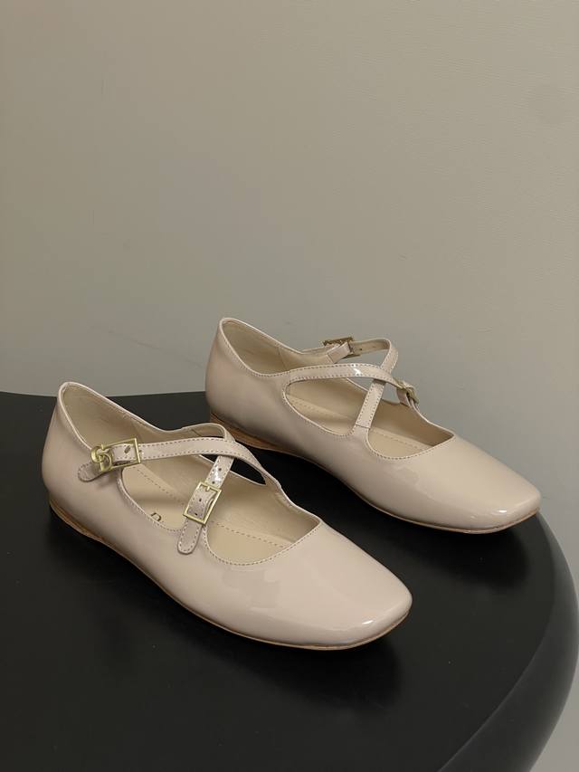 DDD 26Ss春夏新款Dior 迪奥Verydior芭蕾鞋交叉带搭扣玛丽珍鞋亮片芭蕾舞鞋透明网纱电绣网面平底单鞋 DDD 这款Verydior芭蕾鞋于迪奥二零