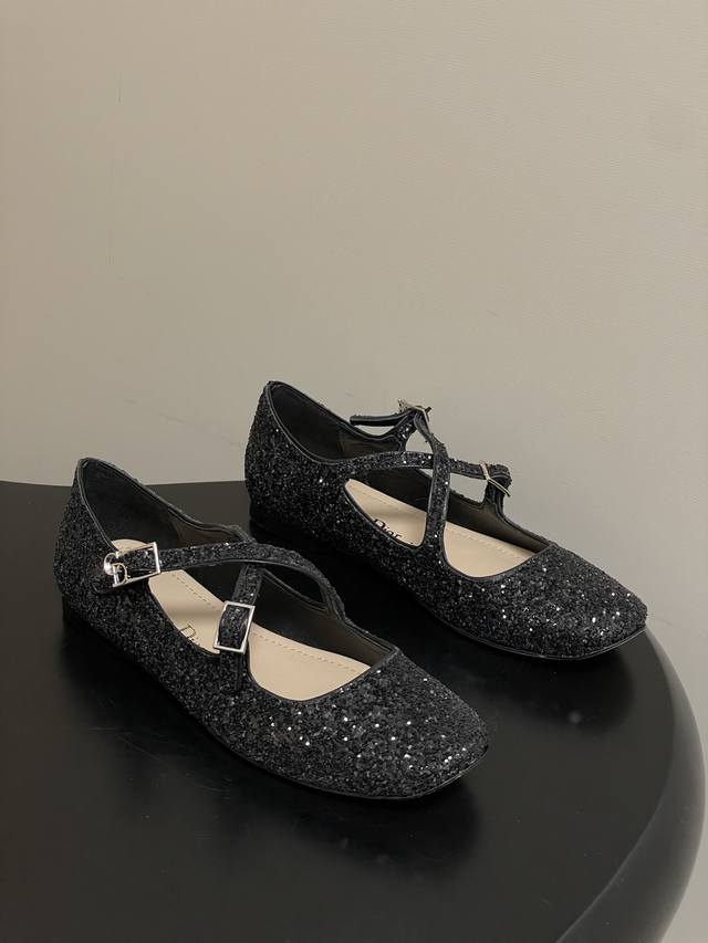 DDD 26Ss春夏新款Dior 迪奥Verydior芭蕾鞋交叉带搭扣玛丽珍鞋亮片芭蕾舞鞋透明网纱电绣网面平底单鞋 DDD 这款Verydior芭蕾鞋于迪奥二零