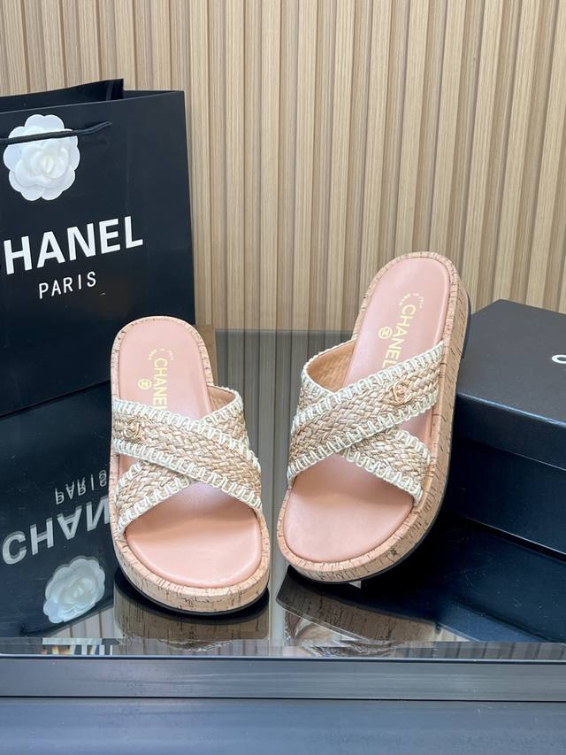 顶级版本 DDD 顶级版本!Chanel 香奈儿2026早春新款编织交叉带拖鞋凉鞋 DDD 一秒入夏重工极品西欧系列Chanel 小香 Bling Bling超 顶级版本 DDD 顶级版本!Chanel 香奈儿2026早春新款编织交叉带拖鞋凉鞋 DDD 一秒入夏重工极品西欧系列Chanel 小香 Bling Bling超