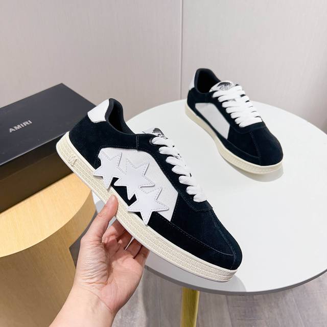 新款Amiri潮鞋，低帮休闲运动鞋，明星同款，精选磨砂牛皮拼接五角星风格制作，原版大底，上脚舒适，做工质感高档次欢迎选购 DDD Size：39-45 46定做