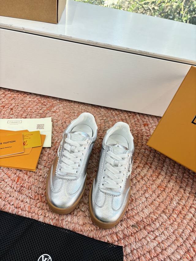 G199顶级版本Louis Vuitto路易斯威登Lv驴牌L家棉鞋Archlight经典Skate运动休闲厚底鞋 你的Lv穿搭今日分享 Louis Vuitto G199顶级版本Louis Vuitto路易斯威登Lv驴牌L家棉鞋Archlight经典Skate运动休闲厚底鞋 你的Lv穿搭今日分享 Louis Vuitto