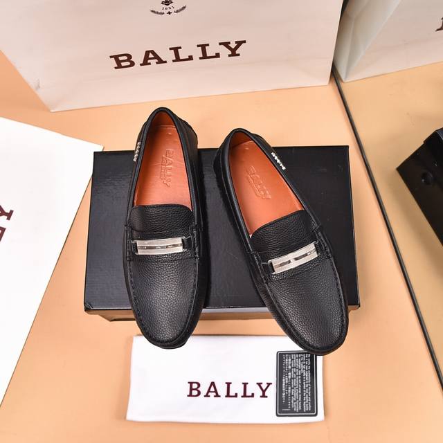 出厂价 Bally.巴利 官网一比一.新款豆豆鞋，每一位成功男士的身份衬托，上脚大气稳重高端定制专柜原版头层牛皮+进口羊皮内里。不管风吹雨打鞋楦不变，经得起时间