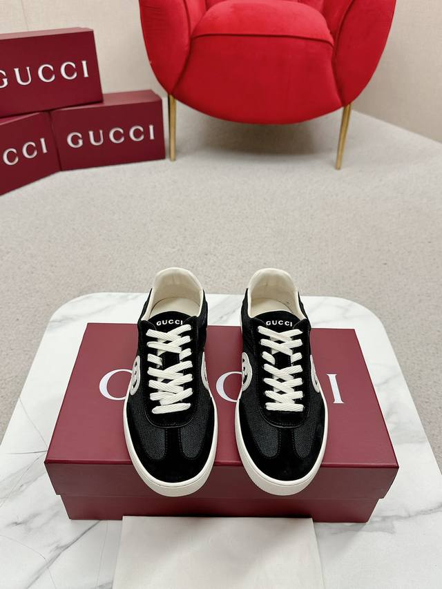 男款 古驰 Gucci 2024最新款 阿甘鞋 德训鞋 休闲鞋 复古时尚 简约高级 随意搭配 上脚非常轻便舒适，鞋面原版牛皮面 网面拼接 羊皮内里 最新开模原版