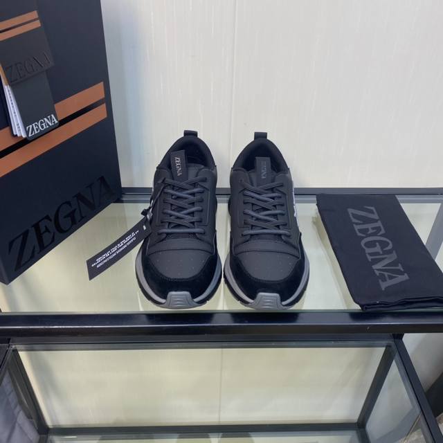 杰尼亚系列运动鞋。码数39-43