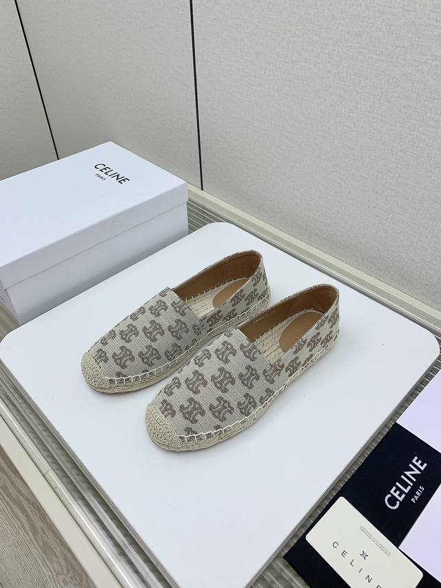 出厂 高版本 Celin* 思琳字母渔夫鞋系列 夏新款爆款渔夫鞋 简约大气时髦 耐看不过时 是时尚圈永不退潮的经典所在 复古的渔夫鞋～ 鞋面：原版手工编织面 特