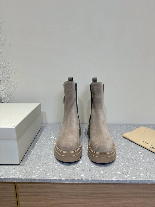 中靴 Brunello Cucineli ss24 new arrival 秋冬新款 弹力一脚蹬 中筒靴 上脚帅气舒适 秋冬一定要有一双Bc的战靴 BC家的品牌