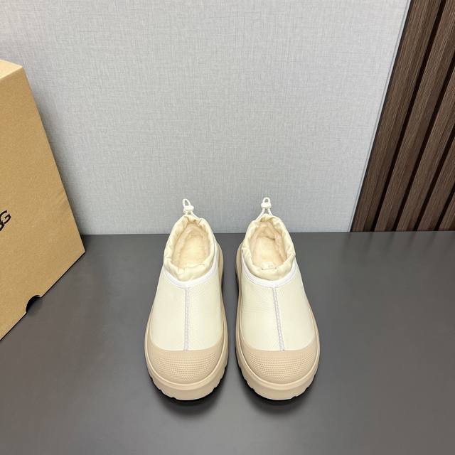 出厂牛皮 男独家顶级版本 UGG~24vs秋冬爆款休闲毛鞋系列 松糕厚底毛鞋 一款不会撞衫的鞋子、简约的隔板设计上斑点的大底、鞋面真丝卷毛、秋冬季必备款、无论什