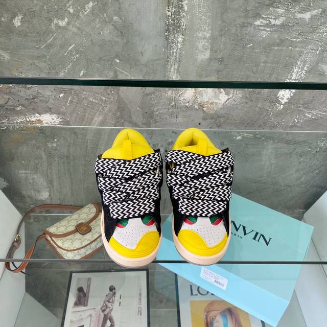 情侣款 顶级版本LANVIN 浪凡 面包鞋Ins小红书热门爆款来袭，王炸单品众明星网红热衷款。炸街神器、潮流时尚 、性价比之王、重工打造1：1复刻码数：35-4