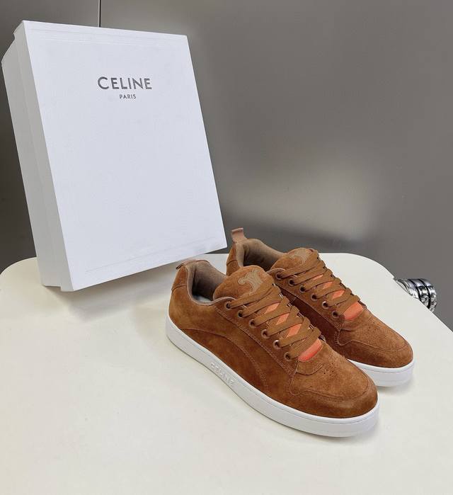 出厂 男款10、CELINE 思琳 赛琳春夏走秀款面包鞋 TRAINER厚底系列运动鞋、这一季运动休闲鞋无论从楦型的轮廓隔板的拼接都让人耳目一新、前后品牌LOG