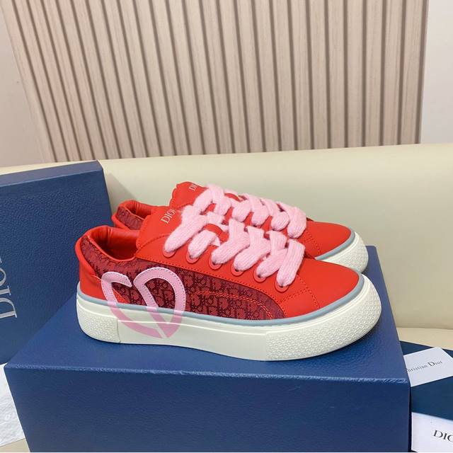 品质再次升级顶级版 P 情侣款 迪奥Dior x Denim Tears联名合作款 B33系列 情侣款 休闲 运动鞋 滑板鞋 原版购入开发 做货 这款 B33
