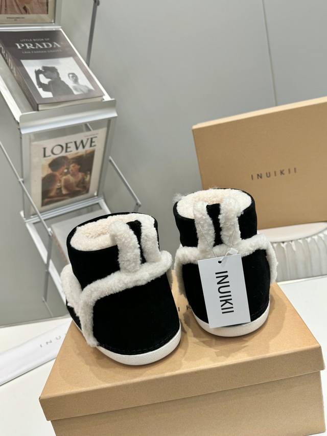 瑞士小众品牌INUlKIl25秋冬雪地靴，媲美ugg款式时髦，丑萌，唯一一款不分内外左右都可以穿的，看着萌萌的保暖又好穿仁，ins众博主以及网红的首选，面料：牛