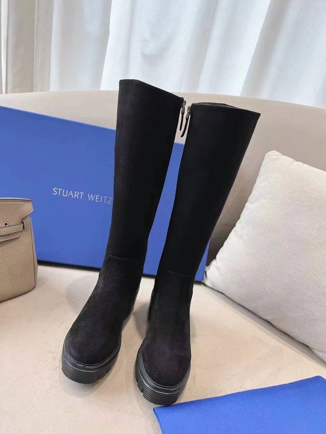 已认证 出厂价 面料 内里羊皮 sW 骑士靴秋冬也可以做个腿精罗 Stuart Weitzma* 的长靴我是真的不想过多介绍可以说是人手一双战靴，5050、re