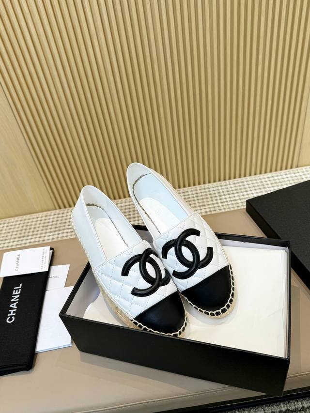 Chane* 24C春季新品 Espadrilles 渔夫鞋 小香经典版型！独家代购原版一比一品质！HK海港城原版购入全程直播，原版一比一开 呢子皮款 细节剖析