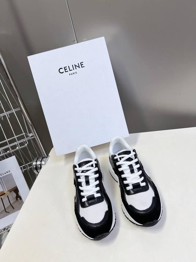 Celine思琳春夏秀款运动鞋 Runner Cr-03运动鞋 鞋舌和鞋后帮饰有Celine标志运动鞋侧面凹印Cr-03字样鞋后帮和侧面压印新款女凯旋门徽标系带