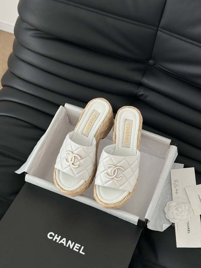 Chanel 25P新款双C编织拖鞋 新编织面料 编织鞋面 内里羊皮 原版大底 Size:35-39 其他码数定做