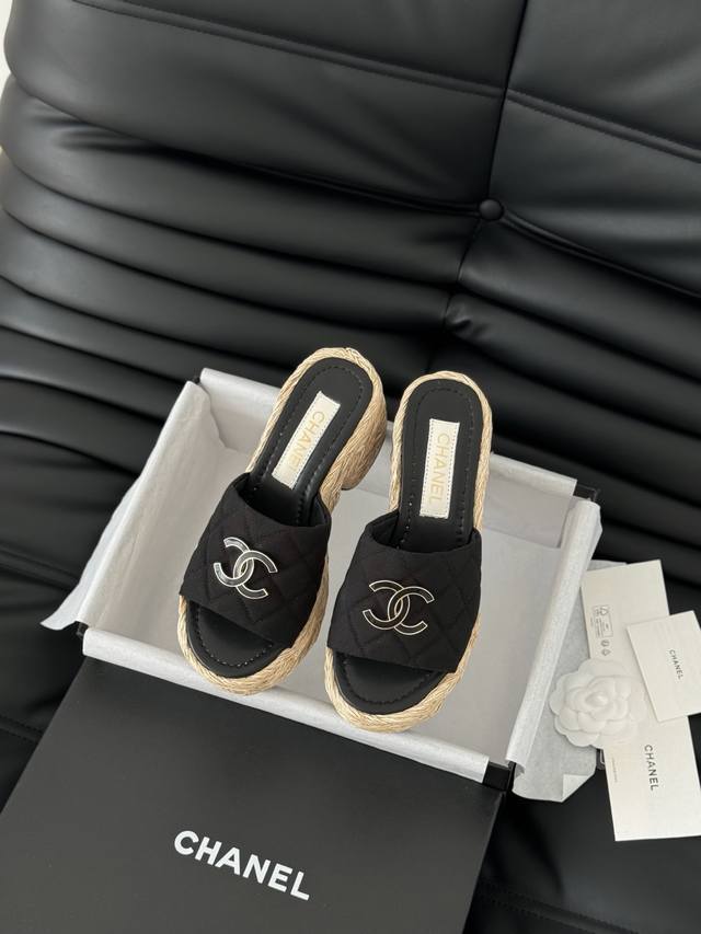 Chanel 25P新款双C编织拖鞋 新编织面料 编织鞋面 内里羊皮 原版大底 Size:35-39 其他码数定做