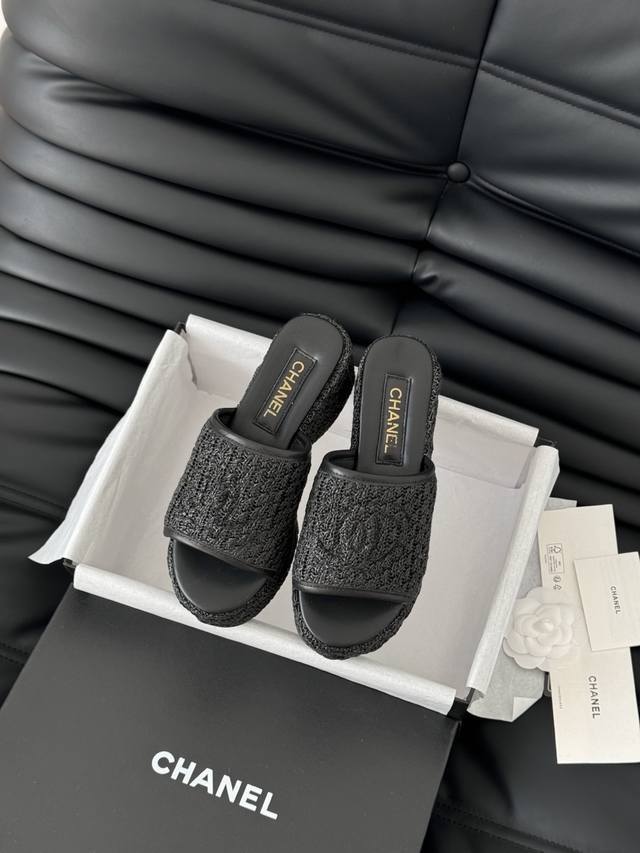 Chanel 25P新款双C编织拖鞋 新编织面料 编织鞋面 内里羊皮 原版大底 Size:35-39 其他码数定做