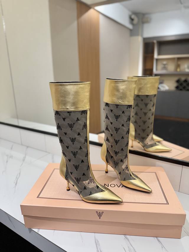 出厂 Vanda Novak来自意大利品牌 全网独家 耗时3个月研发 鞋跟独特设计酒杯 重磅系列 众多联手意大利品牌 推出高级感满分的鞋款系列 火遍Ins神仙绝