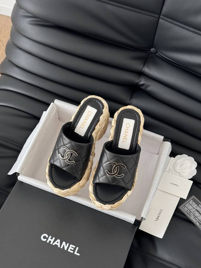 Chanel 25P新款双C编织拖鞋 新编织面料 编织鞋面 内里羊皮 原版大底 Size:35-39 其他码数定做
